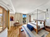 3 Bedrooms Astor Suite