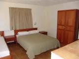 1 Bedroom Triple Apartment