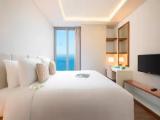 2 Bedrooms Highlight Apartment with balcony and with ocean view