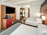 Portside Quadruple room