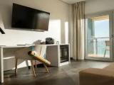 Double The Townhouse with sea view