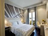 Standard Double room with partial sea view