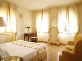 Deluxe Lake View Double room