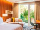 Le Meridien Double Club room
