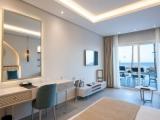 Swim Up Posh Club Twin Posh Suite