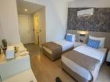 Large Quadruple room