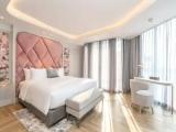 1 Bedroom Double Club Suite with river view