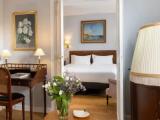 Littré Terrace Double Suite