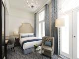 Double room with city view