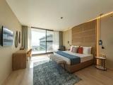 Family Quadruple room with partial sea view