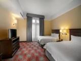 1 Bedroom Quadruple Suite
