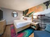 Poolside Cabana Double Suite with partial ocean view