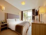 Jazz with Patio and 2 Sunbeds Double room on the Poolside
