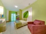 Large Quadruple room