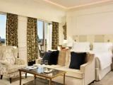 Executive Double Junior Suite with park view