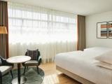 Twin room with city view