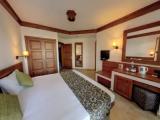 Superior Valley room
