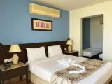 Double Bungalow room with pool view
