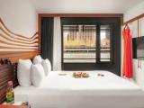Double room with Seine view
