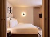 Connecting room