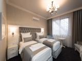 Standard + Twin room with city view