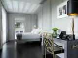 Portrait Penthouse room