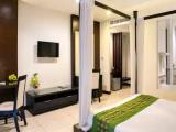 Pool Access Double Suite