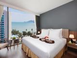 Senior Twin room with sea view
