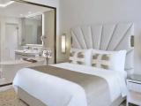 Deluxe Double room with city view