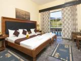 Triple room with pool view