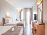 Standard Double room with land view