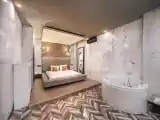 Jacuzzi Fireplace Double Suite