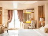 2 Bedrooms Stylish Suite with sea view