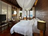 Double Pool Villa Suite No. 4 oceanfront