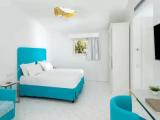 Terrace and Private Jacuzzi Double Junior Suite with sea view