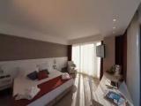 Sky Cloud Double Suite