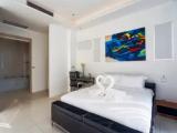 4 Bedrooms Penthouse