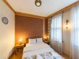 Standard Double room with garden view