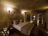 Deluxe Cave Double Suite