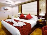 Luxury Double Club room with Burj Khalifa view