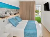 Swim-Up Double room with garden view