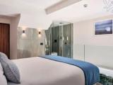 Corner Double Suite