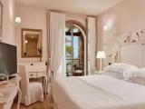 Superior Double room with balcony and seafront
