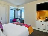 Cool corner Triple room