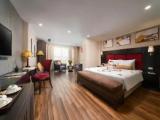 Deluxe Double Suite with city view