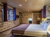 Deluxe Stone Double room