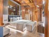2 Bedrooms Wooden Chalet with sea view
