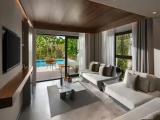 Large Swim Up Family Suite