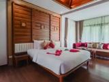 Honeymoon Suite