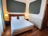 2 Bedrooms Adjacent Quadruple room